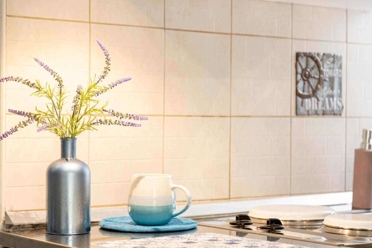Aparrtment Terra- Combine Beach&Old Town Apartment Split Bagian luar foto